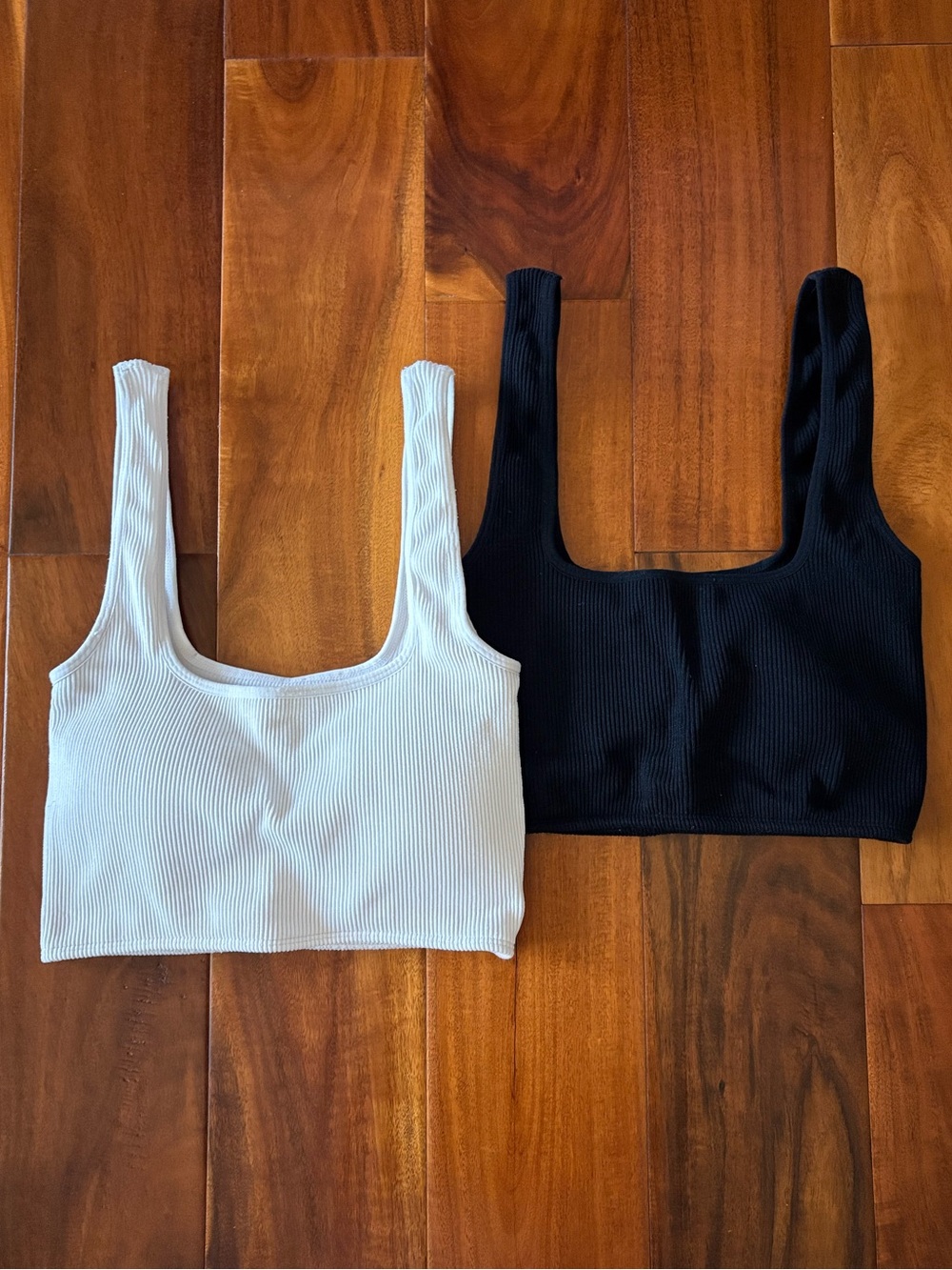 Ribbed Scoop Crop Tank Top Bundle - Black & White